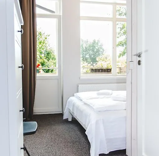 Guest house The House